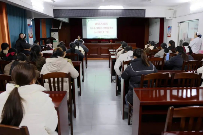 卒中中心 | 融安县人民医院走进社区开展健康宣教活动