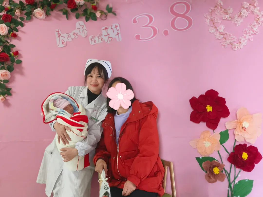 服务亮点 | “温情三月，花漾女神”——融安县人民医院妇产科举办“三八”妇女节庆祝活动